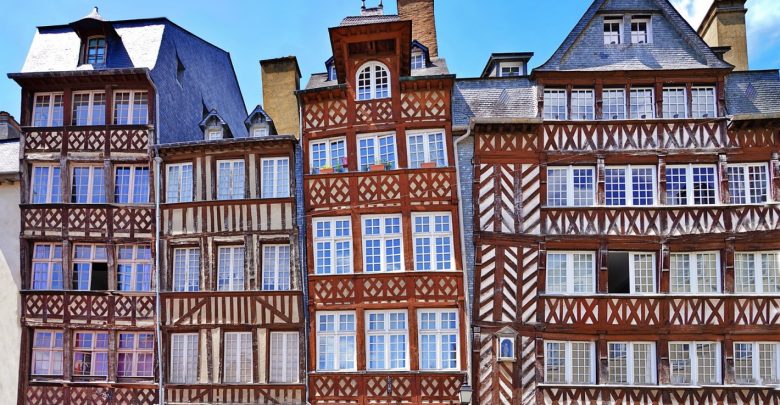 De plus en plus de particuliers louent des box de stockage en Bretagne